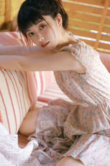 宝贝屁股翘起来浪一点